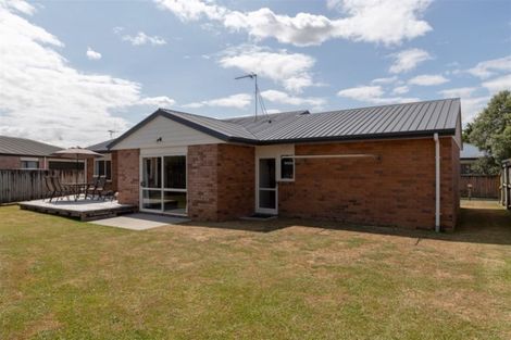 Photo of property in 48 Catalina Drive, Melville, Hamilton, 3206