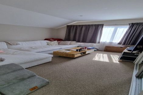 Photo of property in 113d6 Moorefield Road, Johnsonville, Wellington, 6037