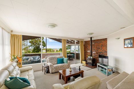 Photo of property in 1 Routley Drive, Glen Eden, Auckland, 0602