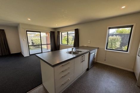 Photo of property in 6 Hartford Crescent, Rolleston, 7615