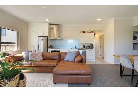 Photo of property in 162 Royal Road, Massey, Auckland, 0614