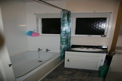 Photo of property in 234 Pakuranga Road, Pakuranga Heights, Auckland, 2010