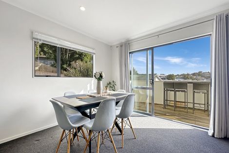 Photo of property in 2/28a Marlborough Avenue, Glenfield, Auckland, 0629