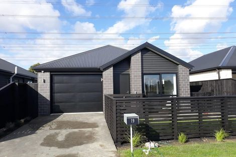 Photo of property in 19 Piripiri Place, Broomfield, 8042