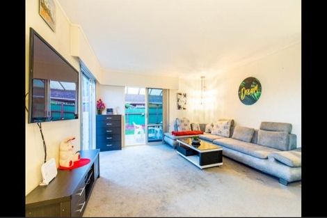 Photo of property in 3/14 Sturdee Road, Manurewa, Auckland, 2102