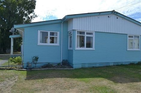 Photo of property in 19 Forth Street, Levin, 5510