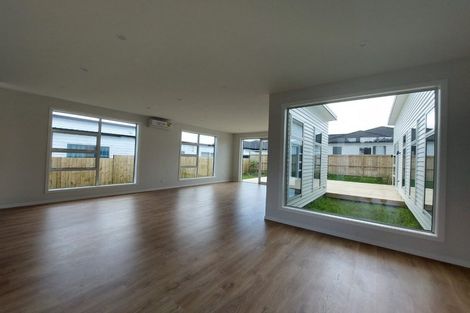 Photo of property in 10 Haupa Nui Road, Wainui, 0932