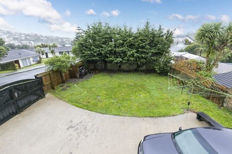 Photo of property in 25 Helston Road, Johnsonville, Wellington, 6037