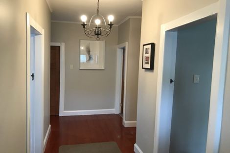 Photo of property in 40 Palm Avenue, Lyall Bay, Wellington, 6022