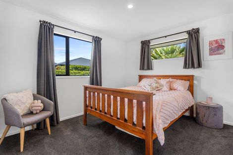 Photo of property in 11 Woodlaw Crescent, Prebbleton, 7604