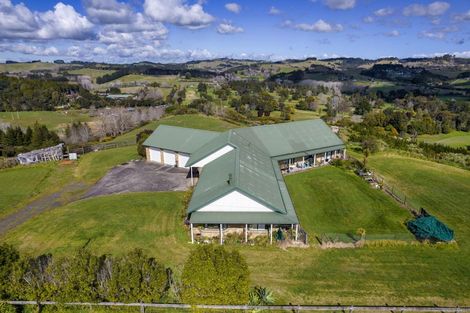 Photo of property in 91 Trig Road, Whitford, Howick, 2571