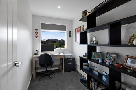 Photo of property in 8c Amy Way, Bell Block, New Plymouth, 4312