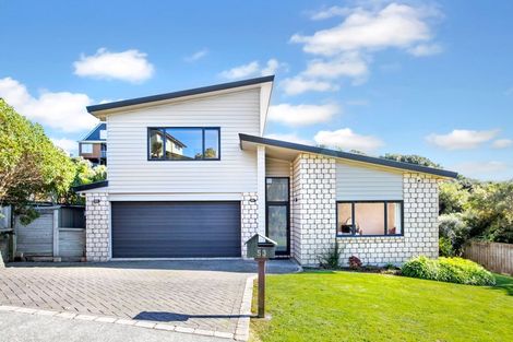 Photo of property in 53 Saint Ives Drive, Camborne, Porirua, 5026