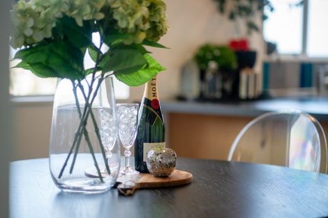 Photo of property in 20 Salford Street, Newlands, Wellington, 6037