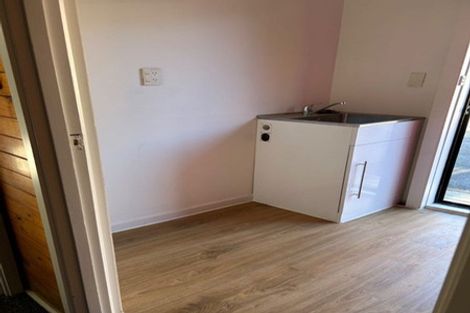 Photo of property in 33 Anzac Street, Takapuna, Auckland, 0622
