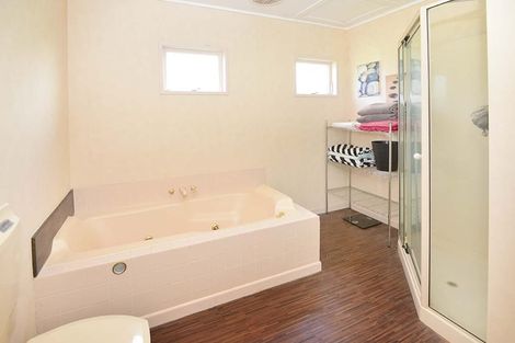 Photo of property in 579b Inland Road, Helensville, 0875