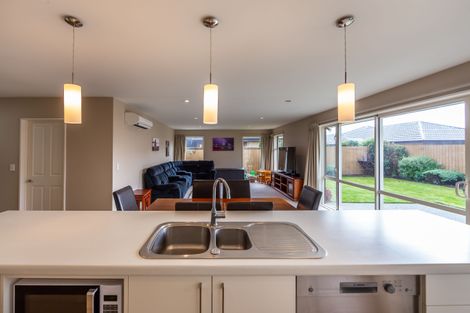 Photo of property in 12 Richmond Avenue, Halswell, Christchurch, 8025