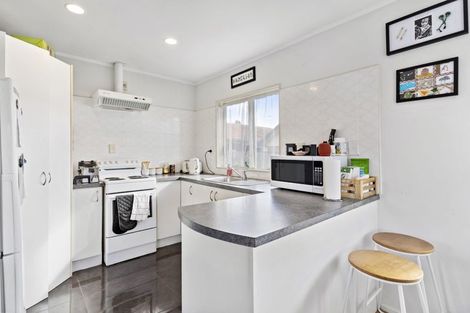 Photo of property in 42 Manston Road, Mangere, Auckland, 2022