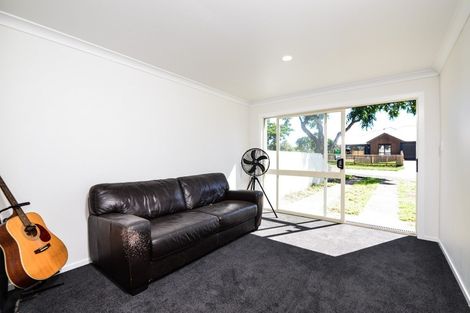 Photo of property in 9 Fuchsia Avenue, Pukete, Hamilton, 3200