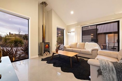 Photo of property in 24 Mckellar Drive, Jacks Point, Queenstown, 9371