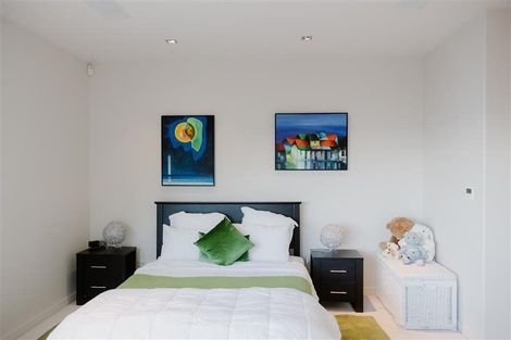 Photo of property in 66 Onslow Road, Khandallah, Wellington, 6035