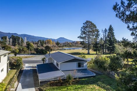 Photo of property in 12 Gosling Grove, Turangi, 3334