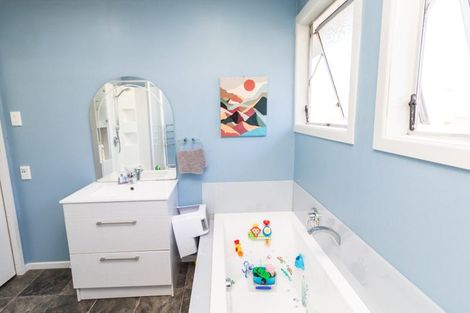 Photo of property in 1 Tiroiti Grove, Stokes Valley, Lower Hutt, 5019