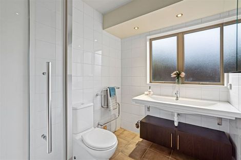 Photo of property in 2 Fieldstone Lane, Spreydon, Christchurch, 8024