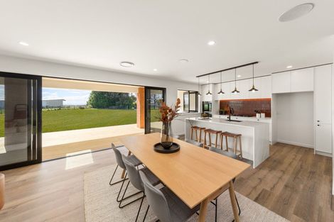 Photo of property in 11 Te Kahu Lane, Halcombe, 4779