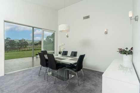 Photo of property in 160 Gray Road, Te Kamo, Kamo, 0185