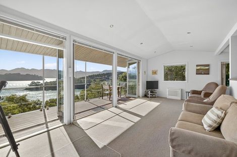 Photo of property in 348 Marine Drive, Charteris Bay, Governors Bay, 8971