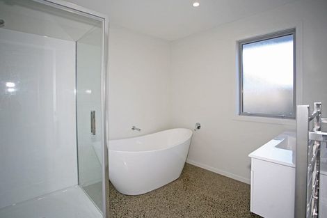 Photo of property in 24 Park Lane, Rolleston, 7614