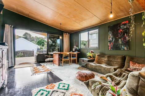 Photo of property in 22 Moana Road, Okitu, Gisborne, 4010