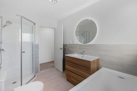 Photo of property in 11/116 Colwill Road, Massey, Auckland, 0614