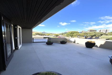 Photo of property in Highwic, 32u2 Hobson Street, Thorndon, Wellington, 6011