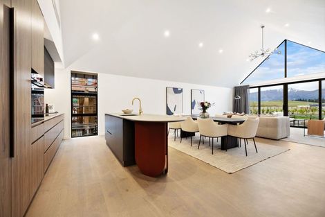 Photo of property in 18 Taurus Lane, Jacks Point, 9371