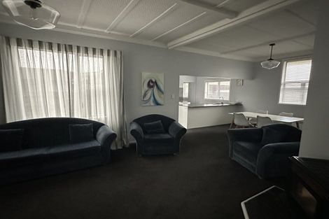 Photo of property in 27 Tukapa Street, Westown, New Plymouth, 4310