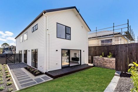 Photo of property in 92 Huanui Drive, Wainui, 0992