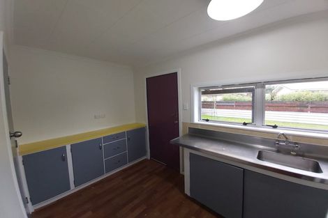 Photo of property in 124b Omata Road, Marfell, New Plymouth, 4310