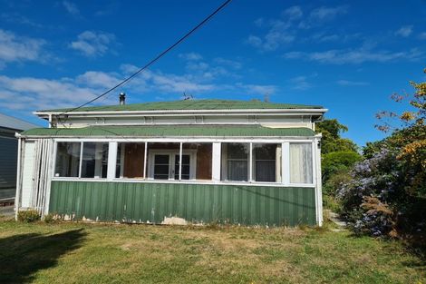 Photo of property in 102 Bannister Street, Masterton, 5810