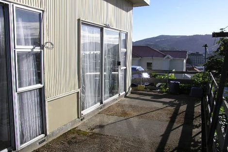 Photo of property in 8a Haddon Place, Dunedin Central, Dunedin, 9016