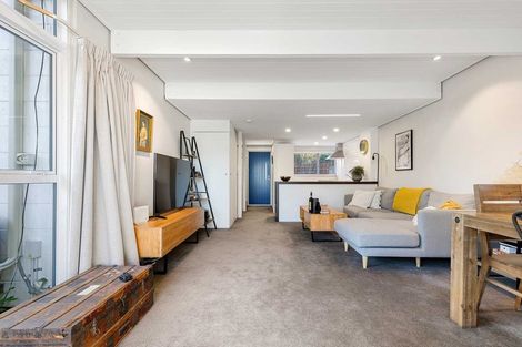 Photo of property in 102 Winchester Street, Merivale, Christchurch, 8014