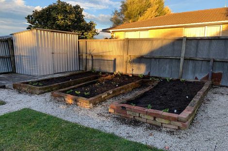 Photo of property in 2 Salmond Street, Hoon Hay, Christchurch, 8025