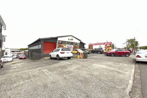 Photo of property in 25a Great South Road, Papakura, 2110