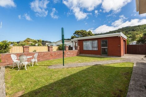 Photo of property in 53 Mersey Street, Island Bay, Wellington, 6023