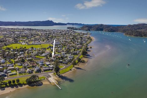 Photo of property in 92 Catherine Crescent, Whitianga, 3510