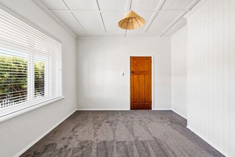 Photo of property in 2 Mcvay Street, Napier South, Napier, 4110