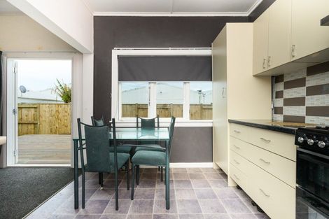 Photo of property in 30 Ngaire Street, Longburn, Palmerston North, 4412