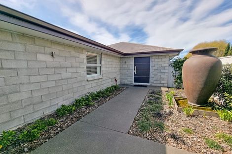 Photo of property in 24 Spencer Place, Springlands, 7201