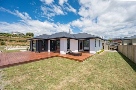 Photo of property in 30 Katania Heights, Brightwater, 7022